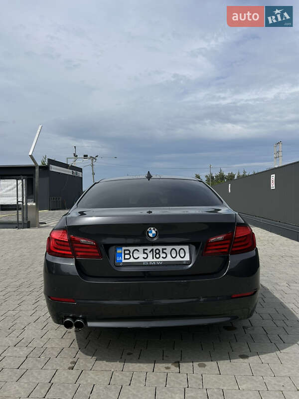 Седан BMW 5 Series 2011 в Львові