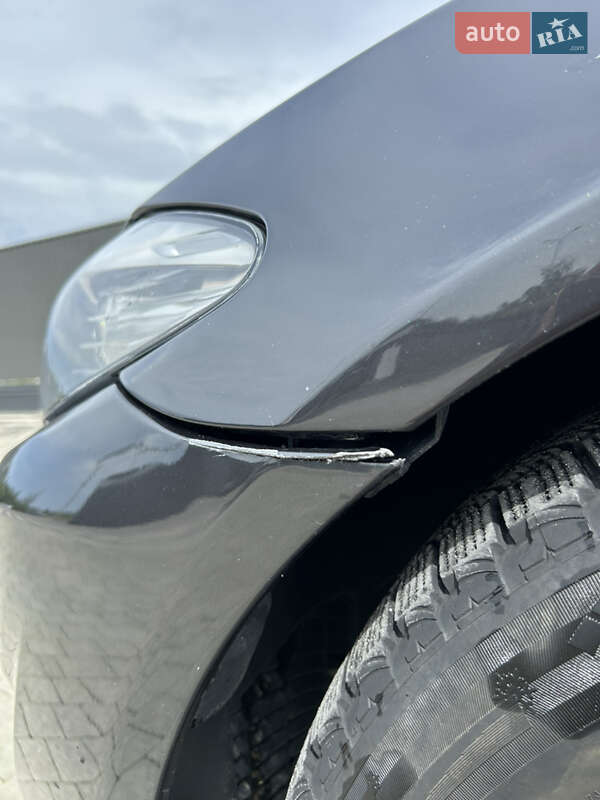 Седан BMW 5 Series 2011 в Львові