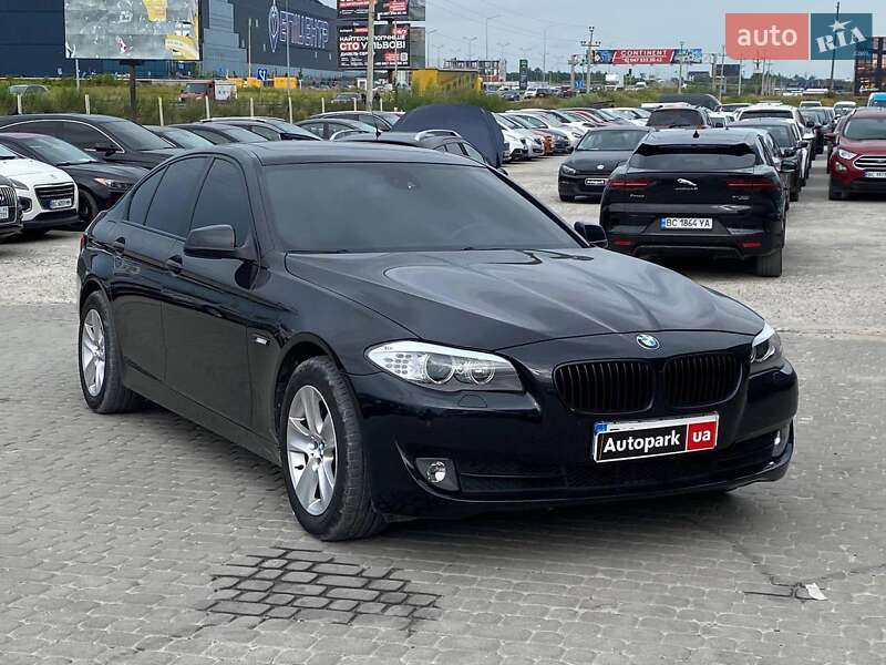 BMW 5 Series 2011