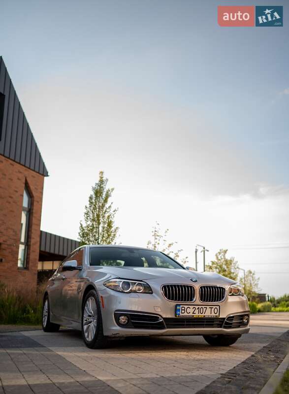 Седан BMW 5 Series 2013 в Львове