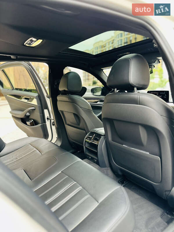 Седан BMW 5 Series 2019 в Києві