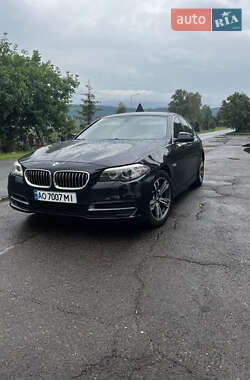 Седан BMW 5 Series 2014 в Мукачево