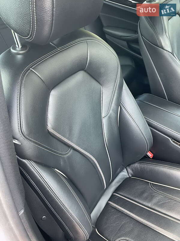 Седан BMW 5 Series 2018 в Трускавці