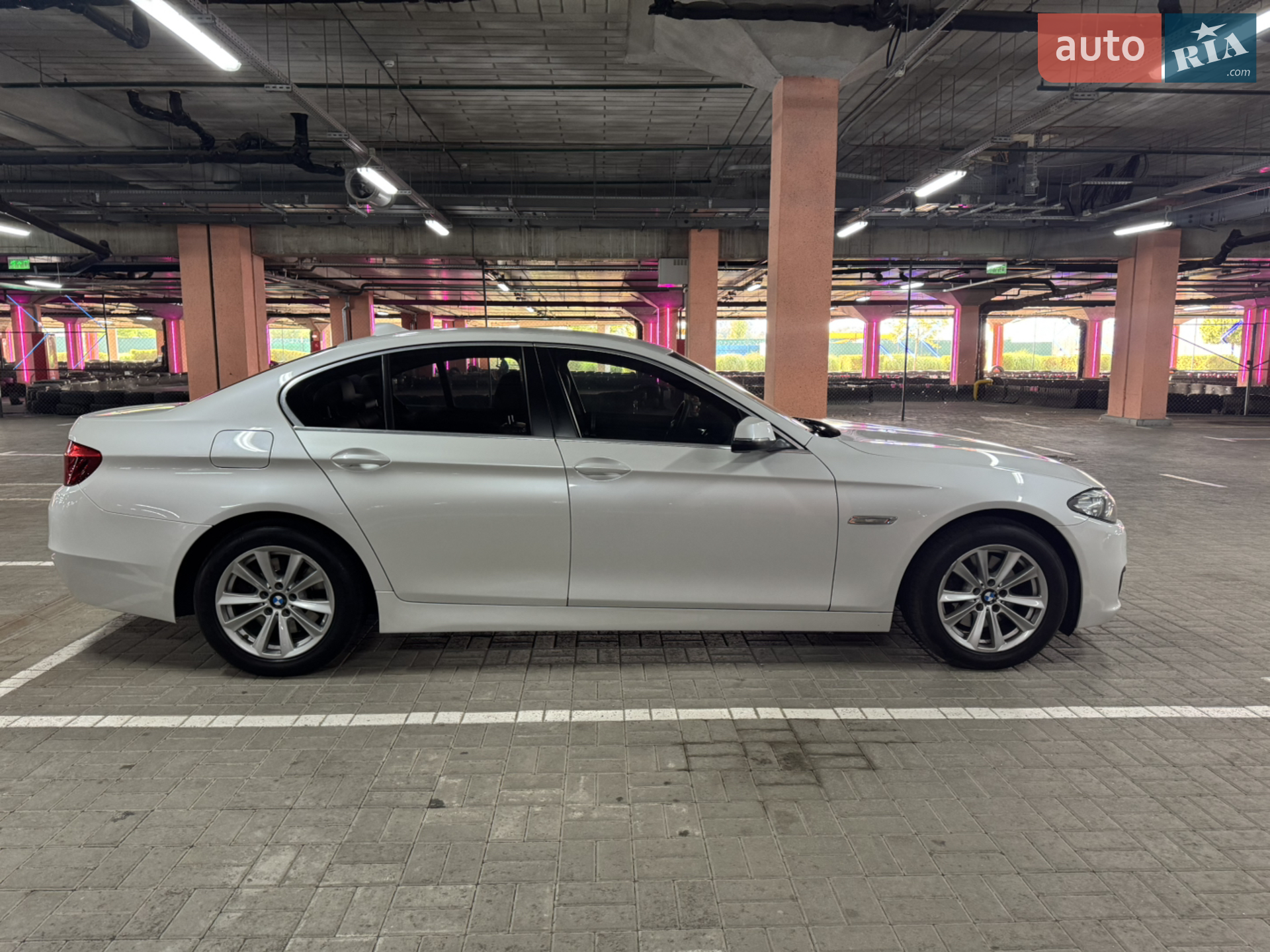 2014 BMW 5er - мініатюра 16