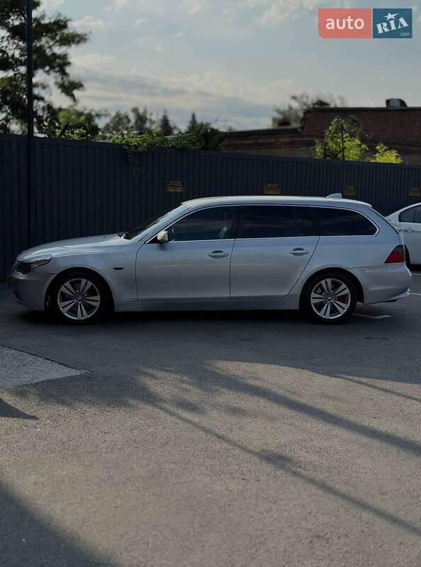 Універсал BMW 5 Series 2004 в Дніпрі