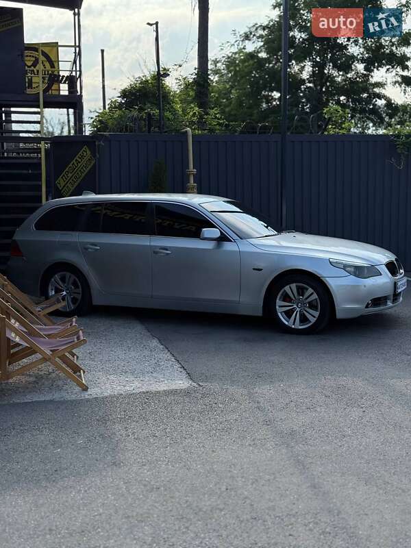 Універсал BMW 5 Series 2004 в Дніпрі