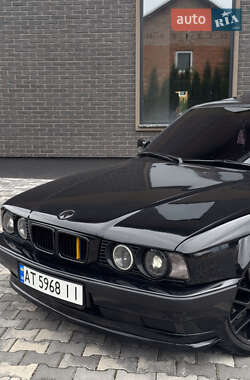 Седан BMW 5 Series 1994 в Коломые