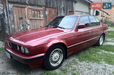 Седан BMW 5 Series 1990 в Кам'янець-Подільському