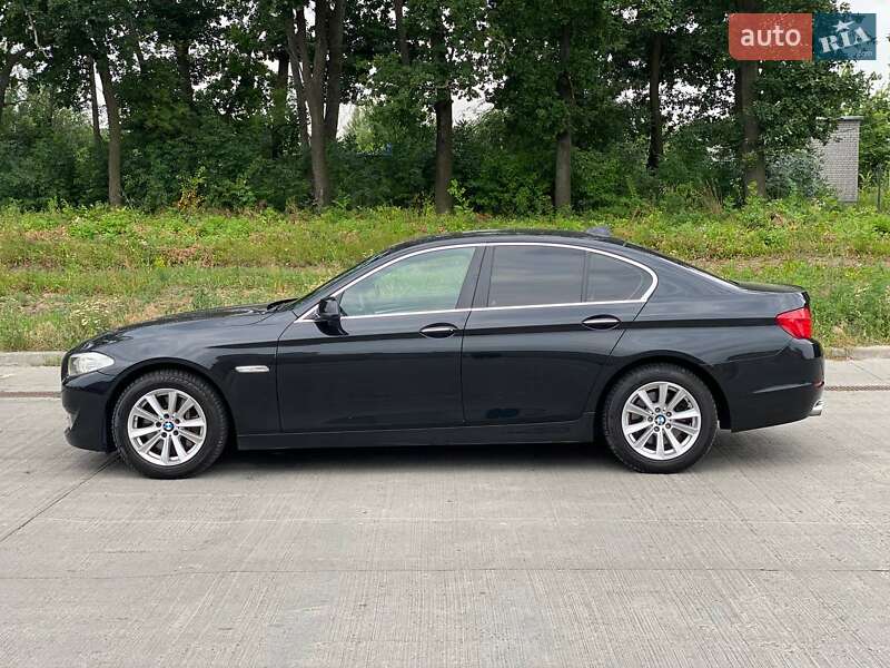 Седан BMW 5 Series 2010 в Киеве