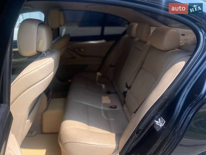 Седан BMW 5 Series 2010 в Киеве