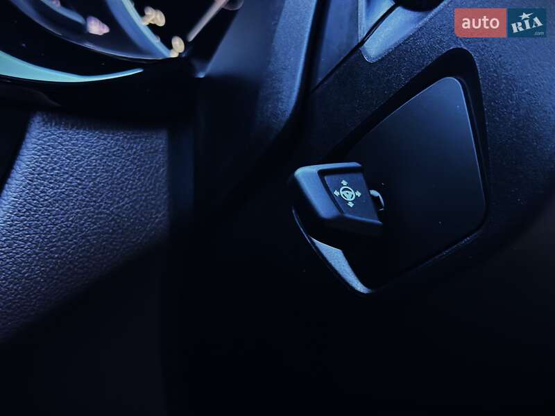Седан BMW 5 Series 2016 в Киеве