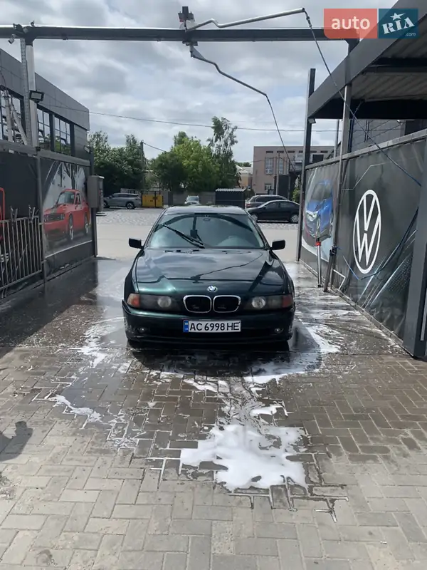 BMW 5 Series 2001
