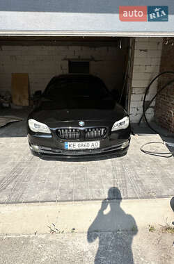 Седан BMW 5 Series 2011 в Новомосковске