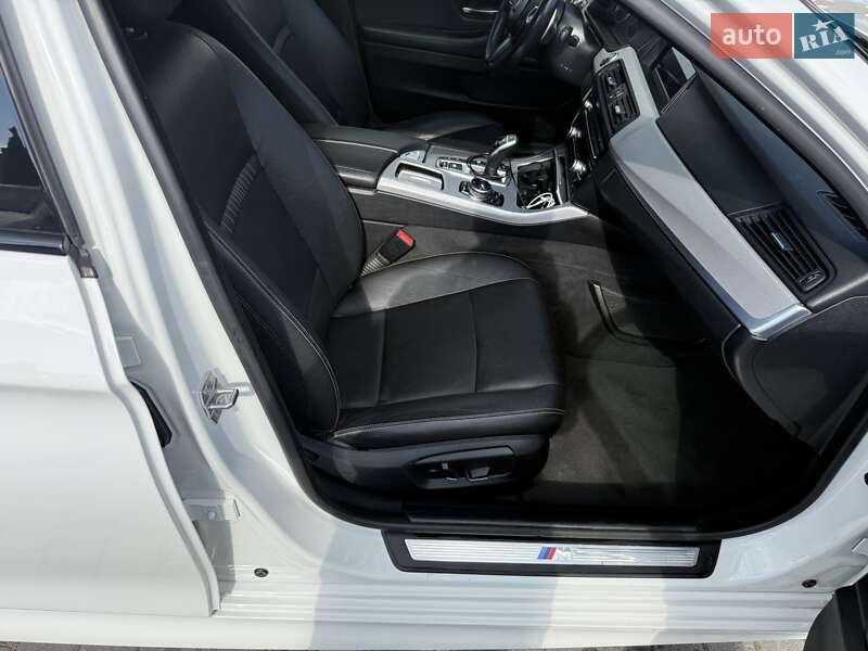 Седан BMW 5 Series 2014 в Львове