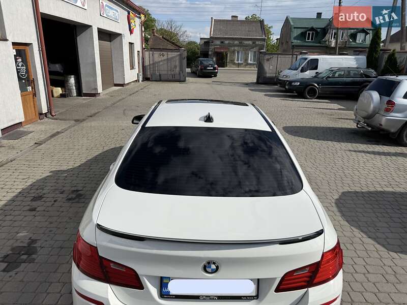 Седан BMW 5 Series 2014 в Львове