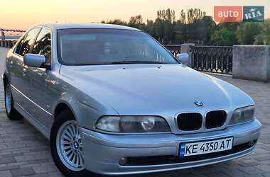 Седан BMW 5 Series 2001 в Днепре