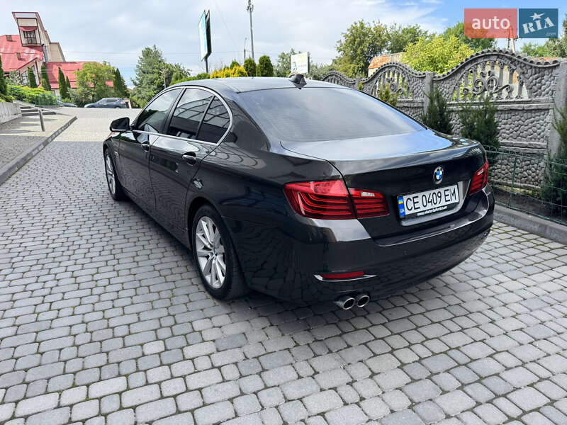Седан BMW 5 Series 2016 в Хмельницком