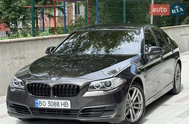 Седан BMW 5 Series 2015 в 