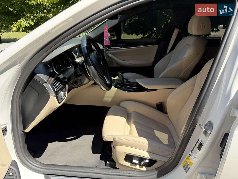 Седан BMW 5 Series 2018 в Киеве