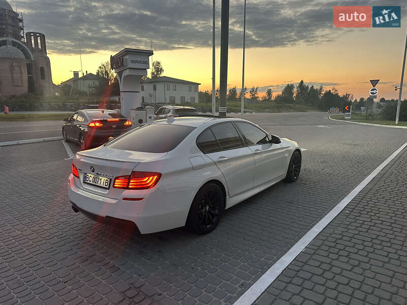 Седан BMW 5 Series 2016 в Львові