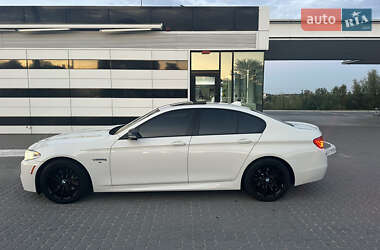 Седан BMW 5 Series 2016 в Львове