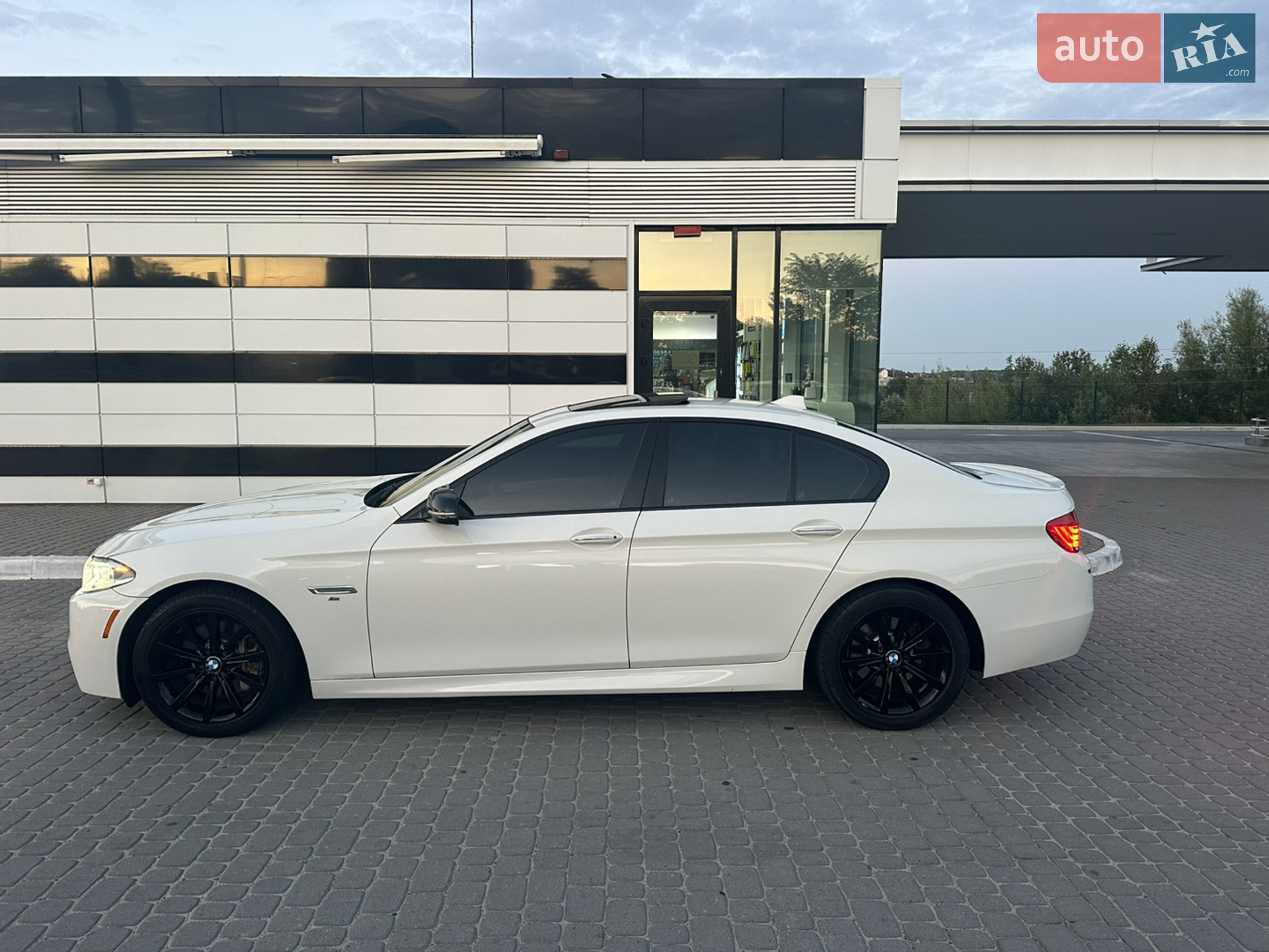 2016 BMW 5er - мініатюра 40
