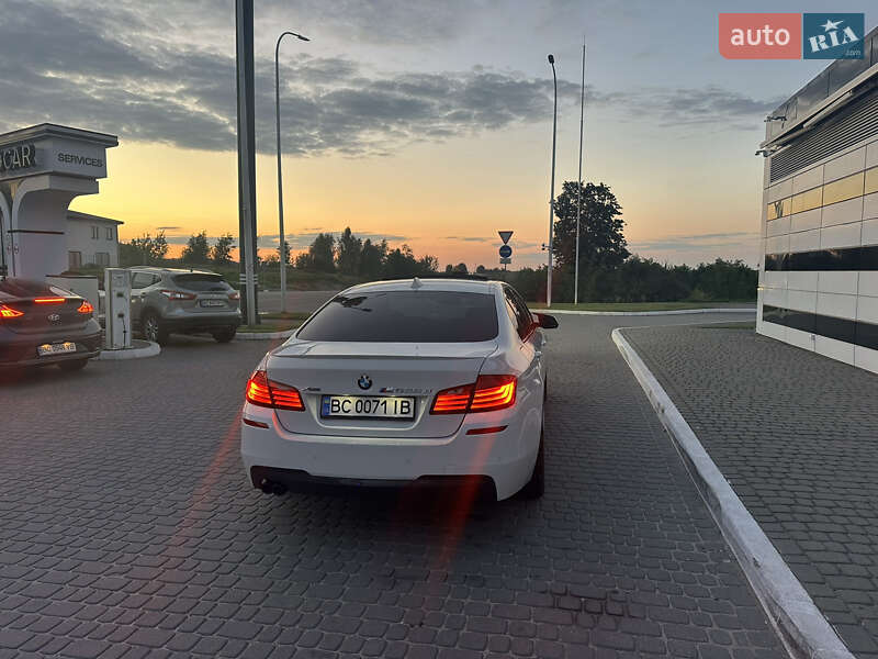 Седан BMW 5 Series 2016 в Львові