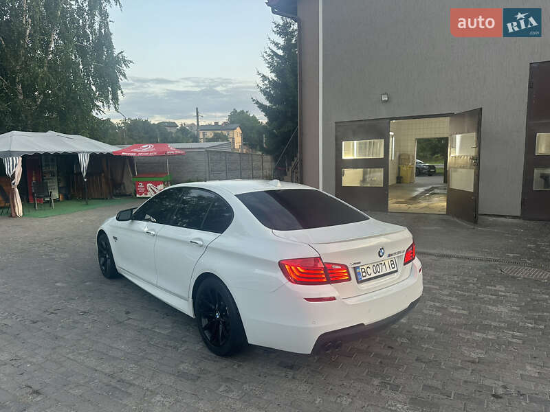 Седан BMW 5 Series 2016 в Львові