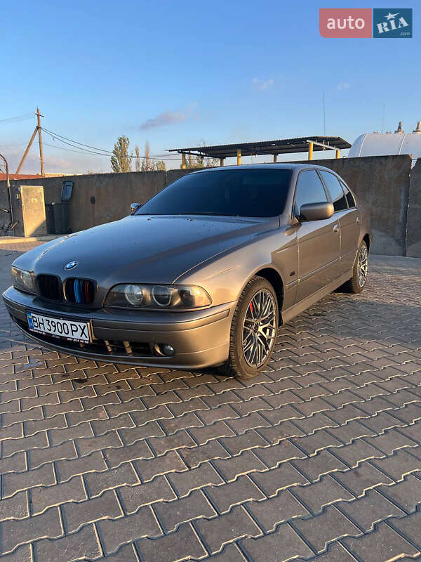 BMW 5 Series 2002