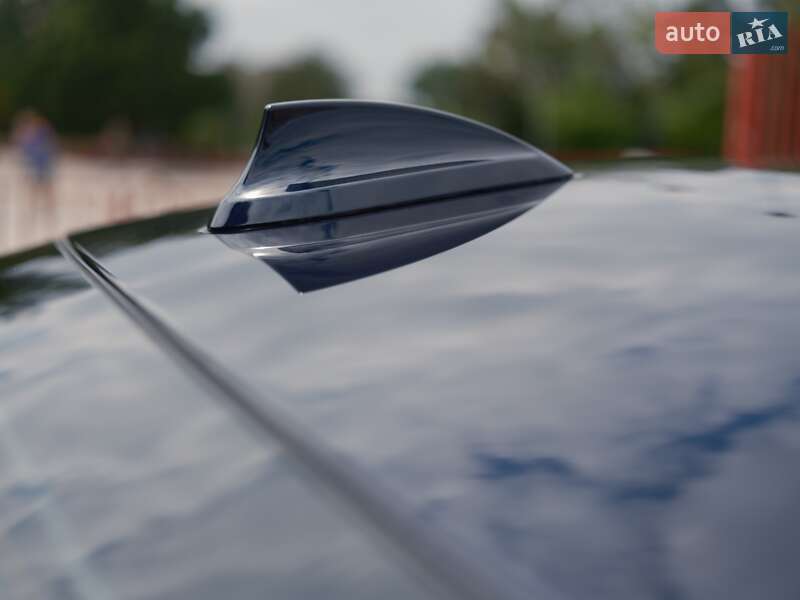 Седан BMW 5 Series 2018 в Днепре