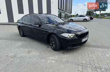 Седан BMW 5 Series 2013 в Львові