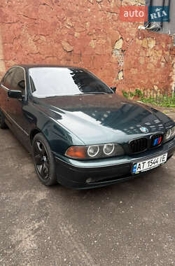 Седан BMW 5 Series 1997 в Львові