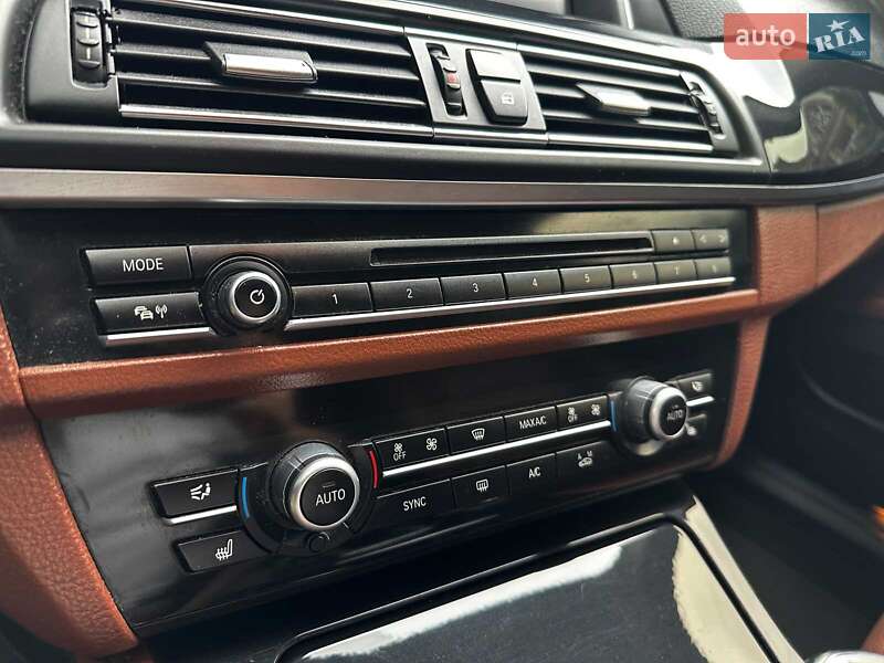 Седан BMW 5 Series 2014 в Киеве