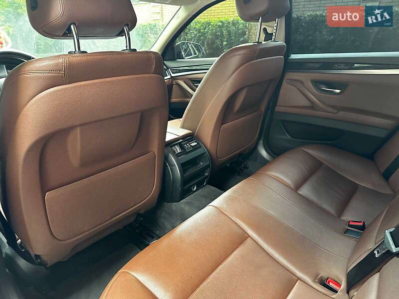 Седан BMW 5 Series 2014 в Киеве