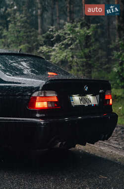 Седан BMW 5 Series 2002 в 