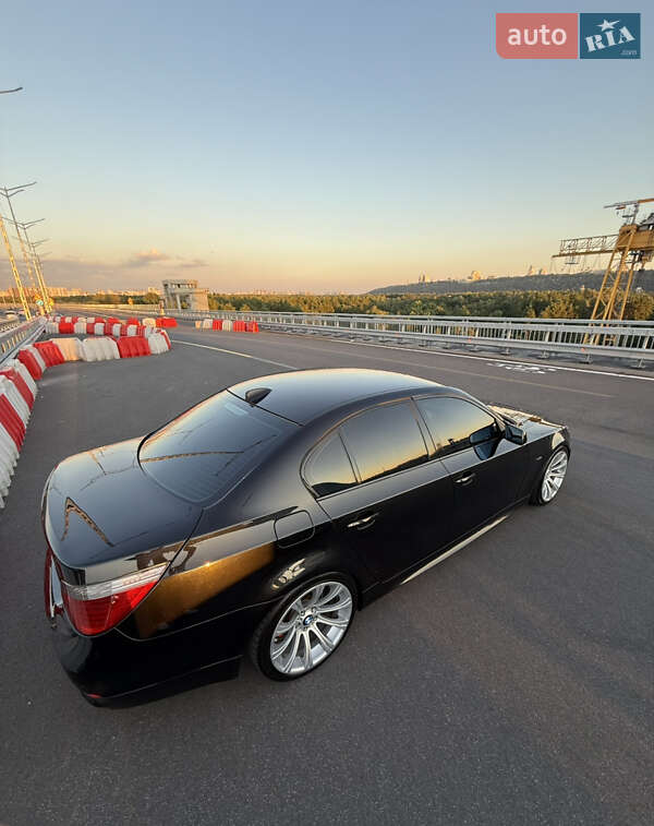 Седан BMW 5 Series 2003 в Киеве фото 3 Седан BMW 5 Series 2003 в Киеве