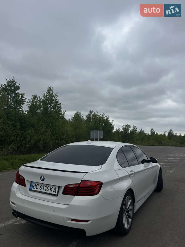 Седан BMW 5 Series 2014 в Львове