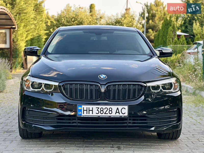 Седан BMW 5 Series 2017 в Одессе