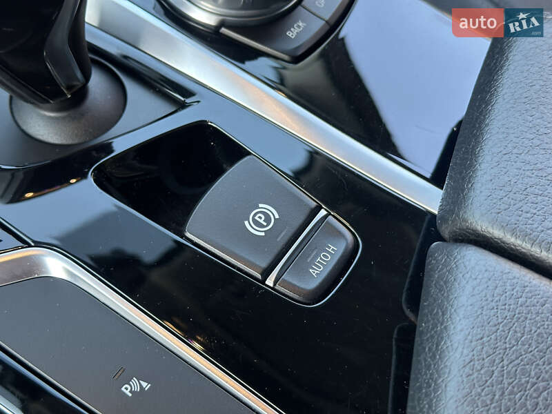 Седан BMW 5 Series 2017 в Одессе