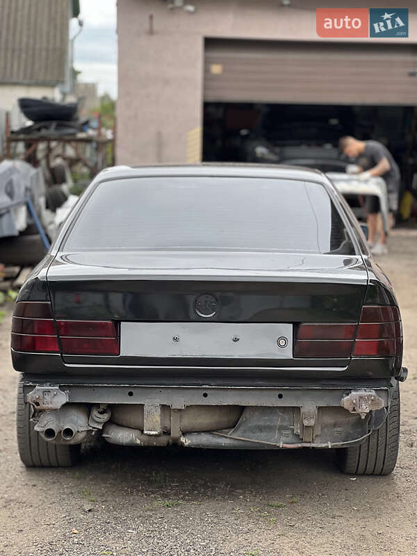 Седан BMW 5 Series 1994 в Фастові