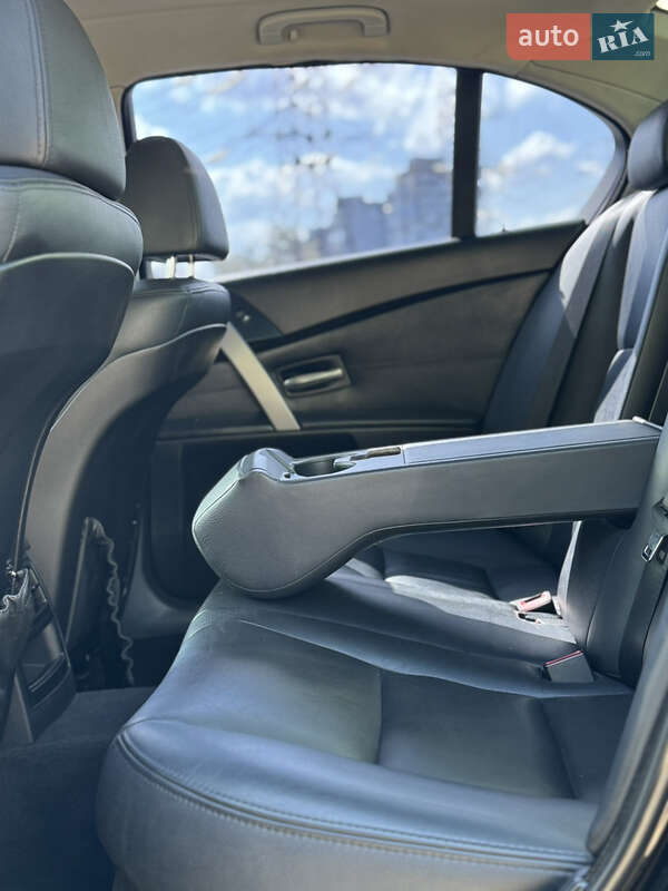 Седан BMW 5 Series 2005 в Запоріжжі фото 10 Седан BMW 5 Series 2005 в Запоріжжі