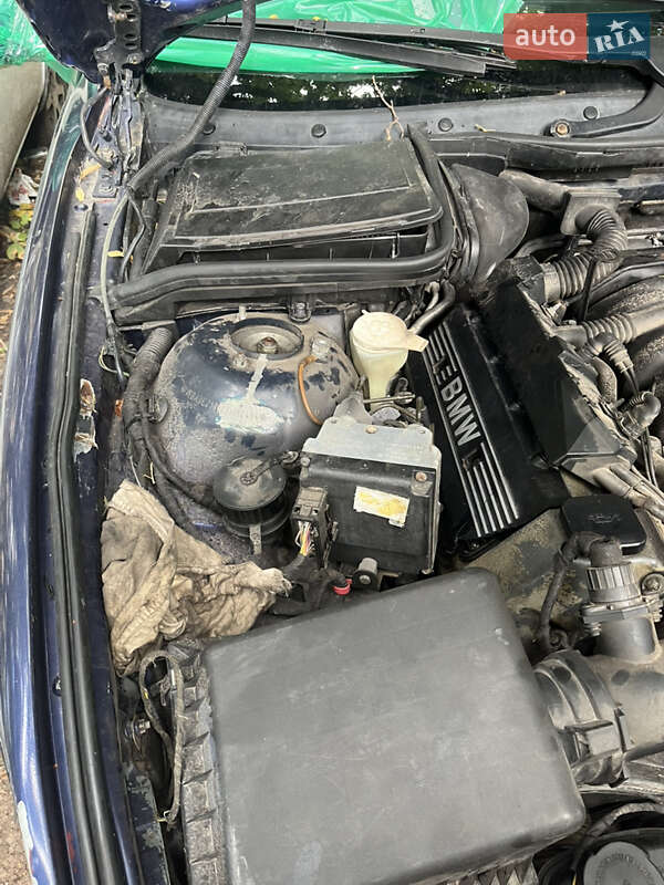 Седан BMW 5 Series 1997 в Киеве