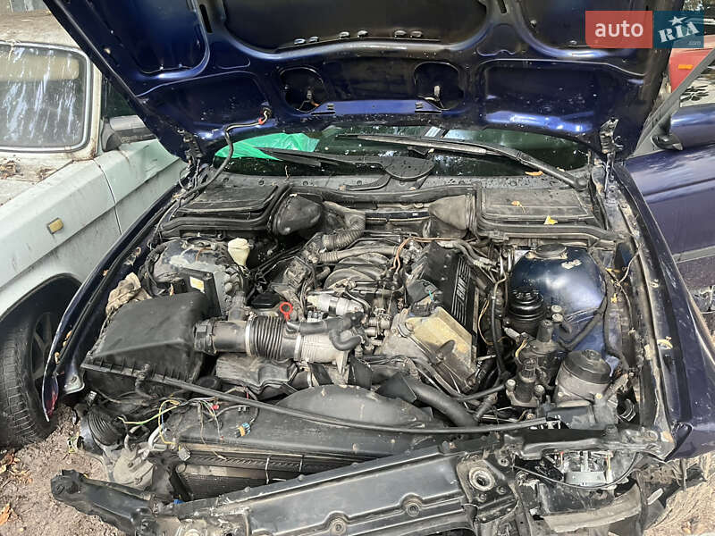 Седан BMW 5 Series 1997 в Киеве