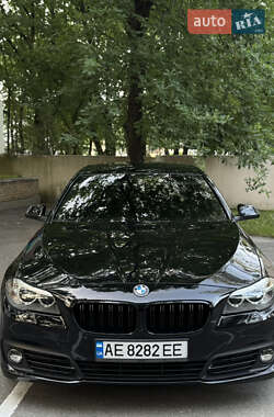 Седан BMW 5 Series 2016 в Днепре
