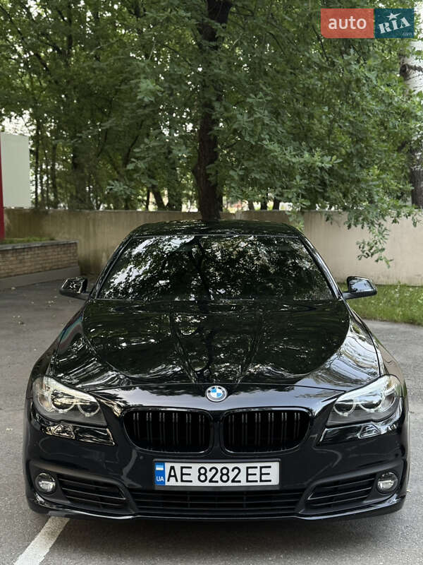 BMW 5 Series 2016
