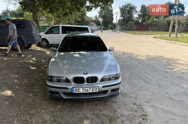 Седан BMW 5 Series 2001 в Сумах