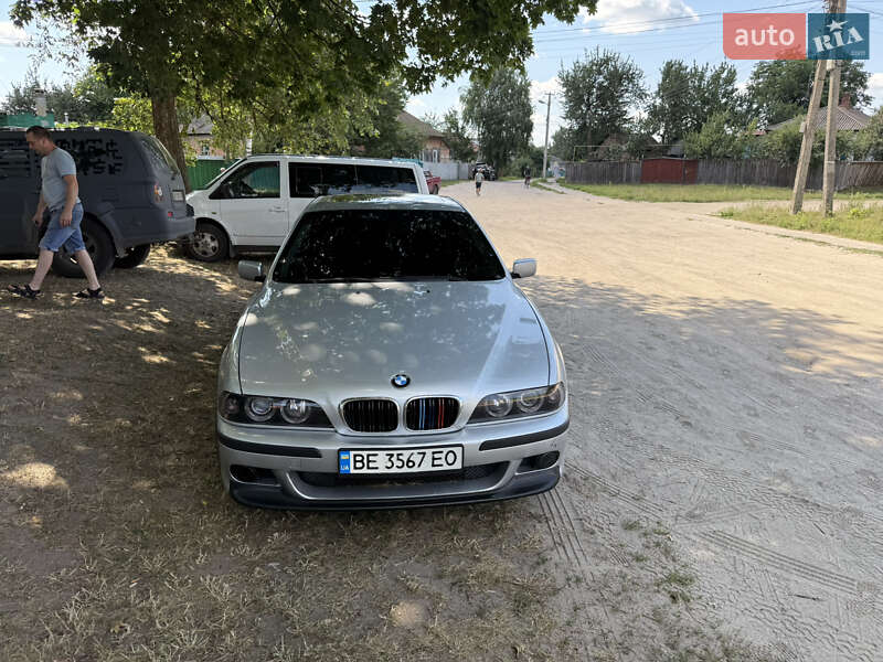 BMW 5 Series 2001