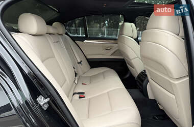 Седан BMW 5 Series 2011 в 