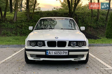 Седан BMW 5 Series 1990 в Хмельницком