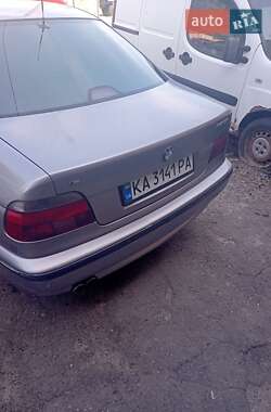 Седан BMW 5 Series 1996 в  фото 5 Седан BMW 5 Series 1996 в